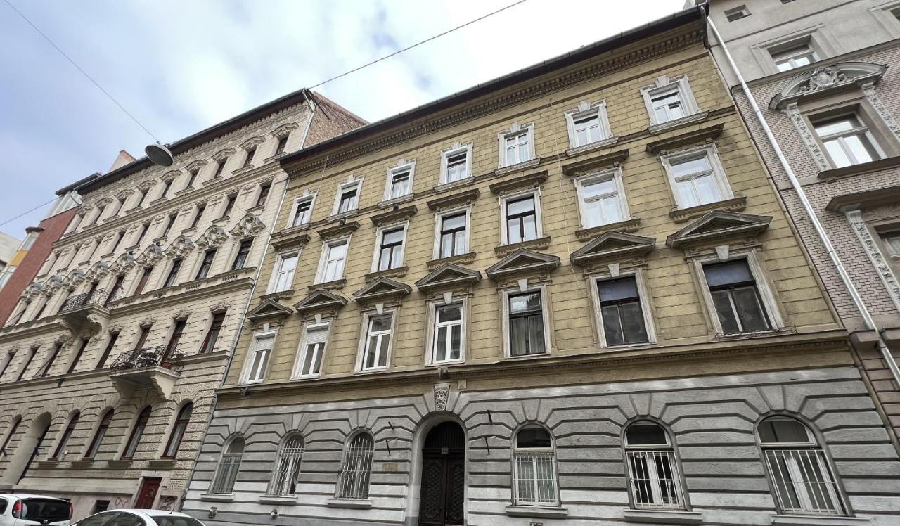 Eotvos 25 Apartment Boedapest Buitenkant foto